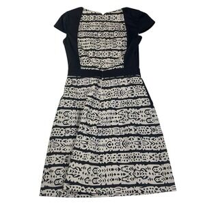 French Connection Fit & Flare Tribal Print Dress Black White Cap Sleeve Size 0
